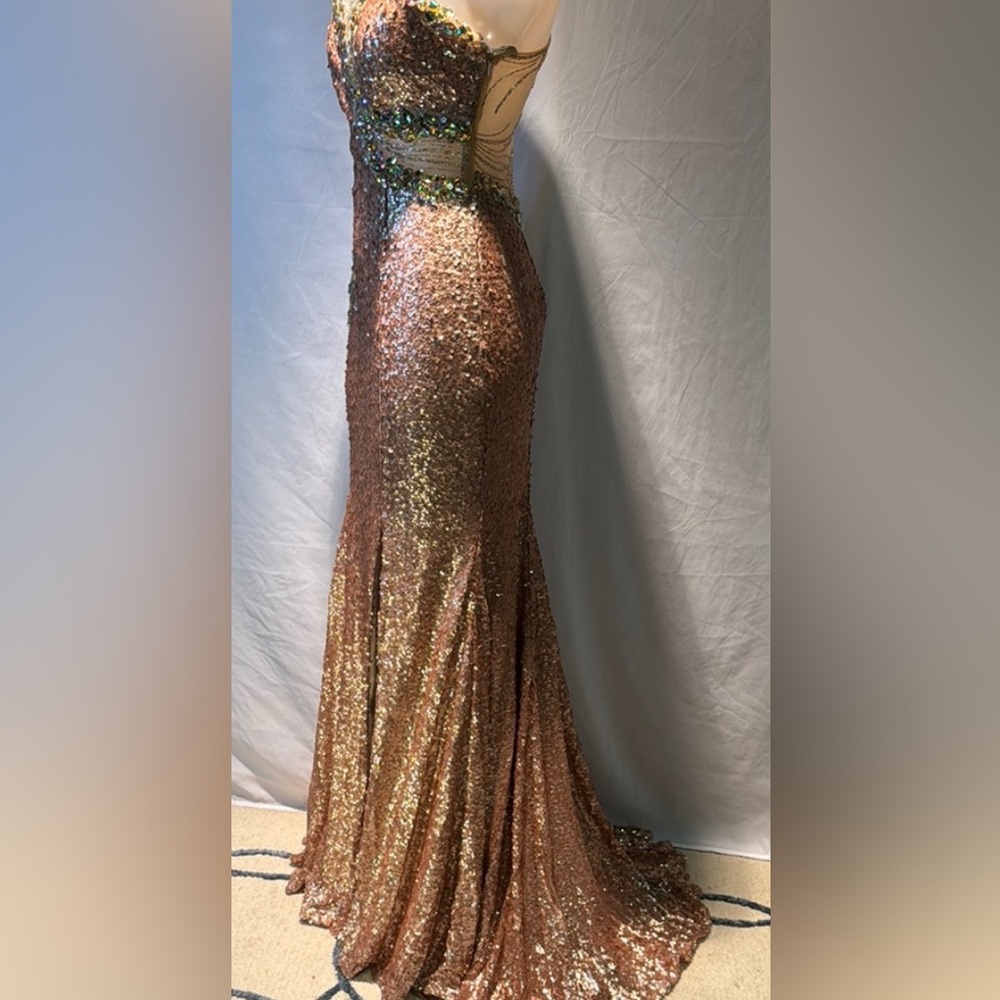 Elegant Sequin One-Shoulder Gown - Picture 6 of 15